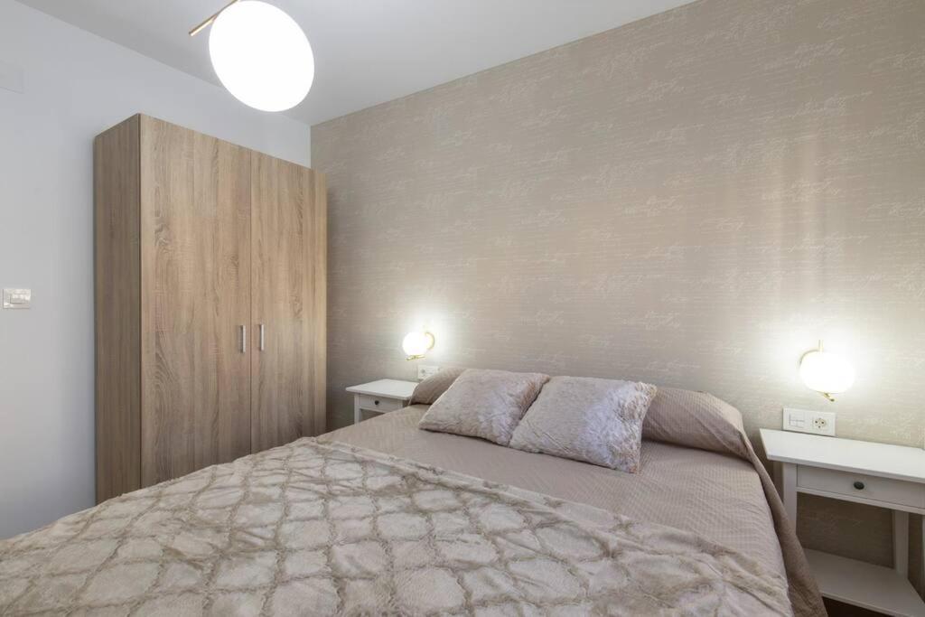 Neptuno Deluxe Apartment กรานาดา ภายนอก รูปภาพ