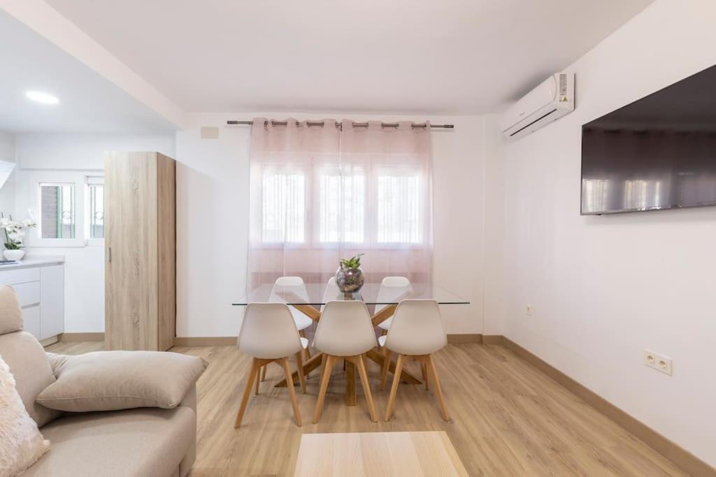Neptuno Deluxe Apartment กรานาดา ภายนอก รูปภาพ