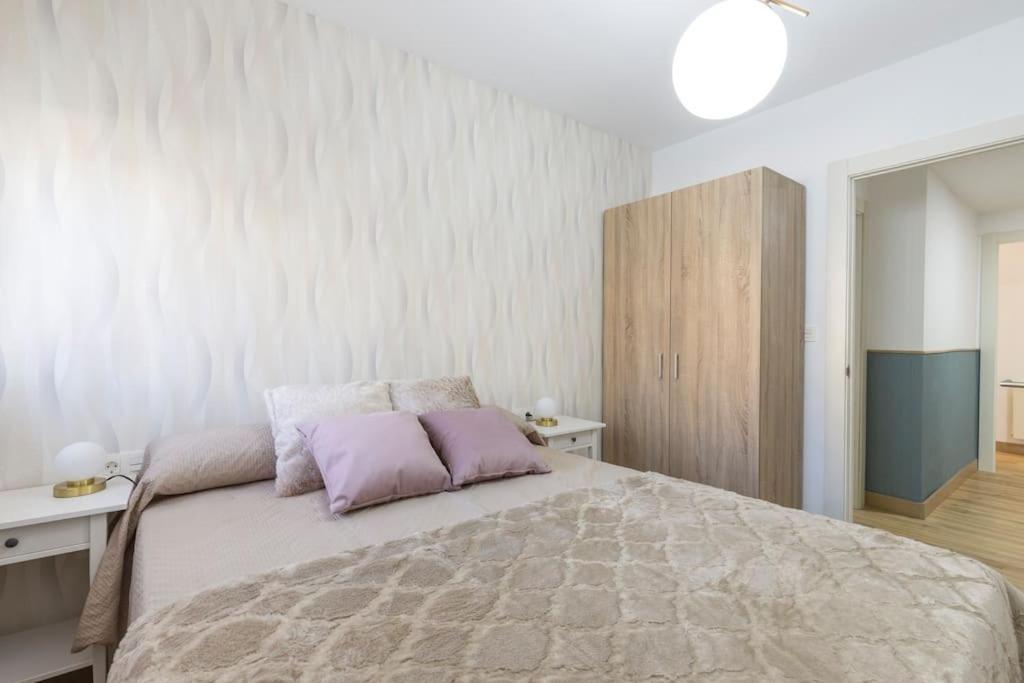 Neptuno Deluxe Apartment กรานาดา ภายนอก รูปภาพ