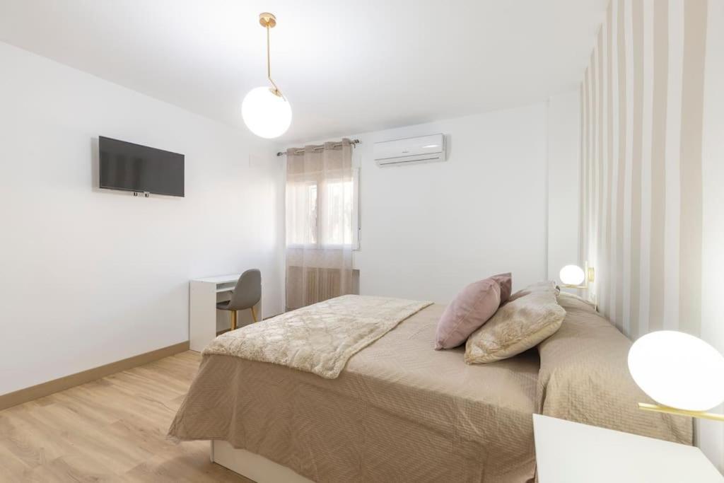 Neptuno Deluxe Apartment กรานาดา ภายนอก รูปภาพ