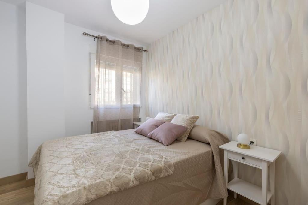 Neptuno Deluxe Apartment กรานาดา ภายนอก รูปภาพ